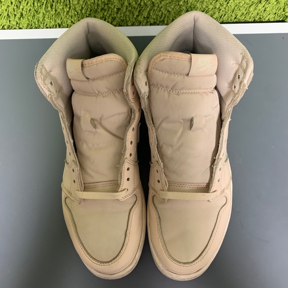 Jordan 1 Guava - Picture 3 of 6